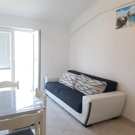 Apartmani Dalmatinka Metajna Extérieur photo