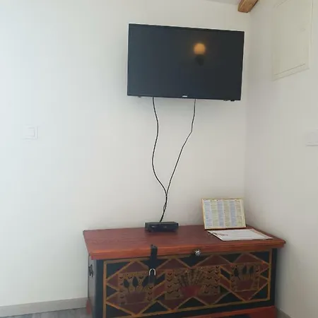 Apartmani Dalmatinka Metajna Extérieur photo