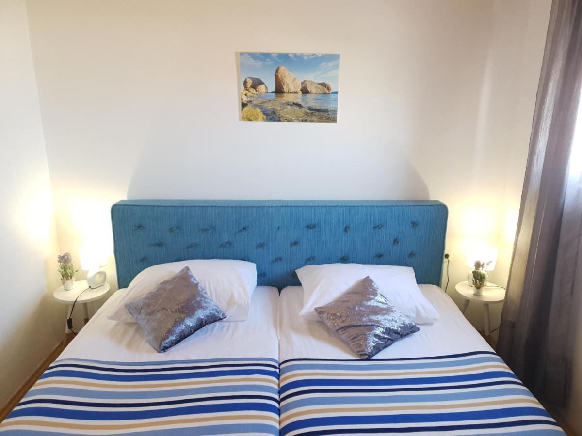 Apartment Dalmatinka *